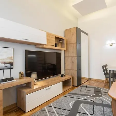Chic - Center - Cozy And Comfortable - Wspolna Apartmán Varšava