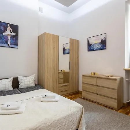 Chic - Center - Cozy And Comfortable - Wspolna * Warsaw