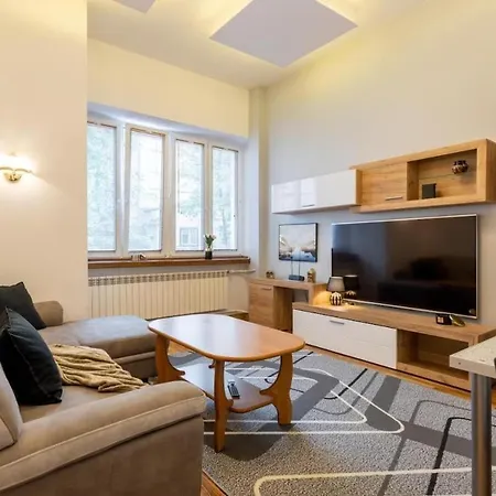 Chic - Center - Cozy And Comfortable - Wspolna * Warsaw