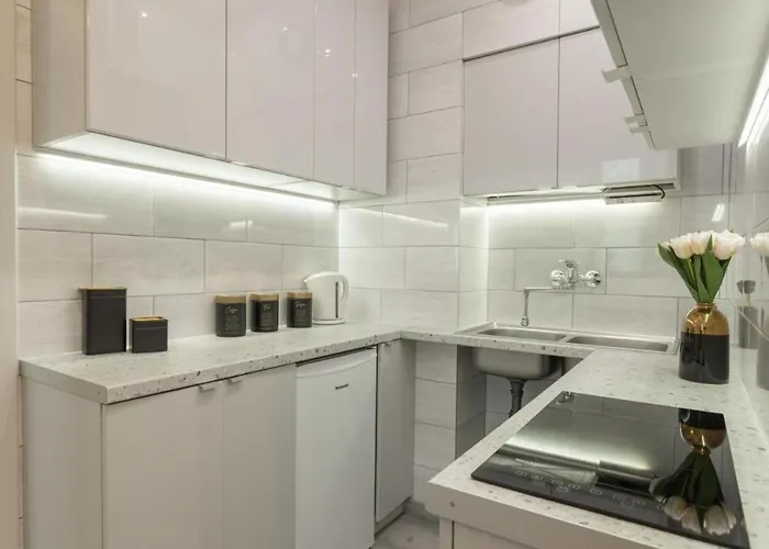 Urban - Great Location - Center - Wspolna Lejlighed Warszawa